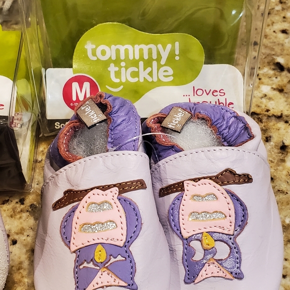 Tommy Tickle soft sole shoes - Picture 2 of 4